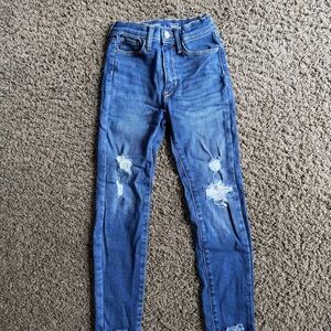 Old Navy Distressed Dark Blue Kid’s Skinny Jeans- size 8